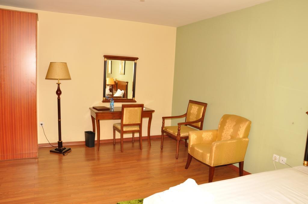 Churchill Addis Ababa Hotel Chambre photo