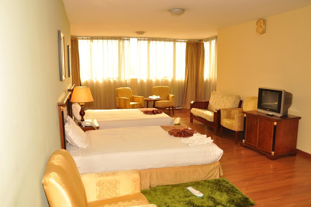 Churchill Addis Ababa Hotel Chambre photo